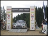 Jari Viita - Timo Hantunen ületamas RS ralli stardipoodiumit (23.07.2004) Villu Teearu