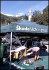 Škoda Motorspordi boks hooldusalas. (05.10.2003) Škoda-Auto / Ralph Hardwick