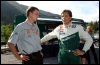Denis Giraudet (paremal) vestlemas Pavel Pokornyga. (02.10.2003) Škoda-Auto / Ralph Hardwick