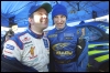 Petter Solberg (paremal) ja tema vend Henning fotograafidele poseerimas. (05.02.2004) Scanpix