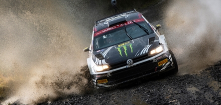 Petter Solberg ja Phil Mills Walesi MM-ralli kiiruskatsel. Foto: Jaanus Ree / Red Bull CP