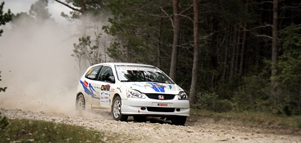 Karel Tölp ja Martin Vihmann Undva kiiruskatsel. Foto: Rando Aav