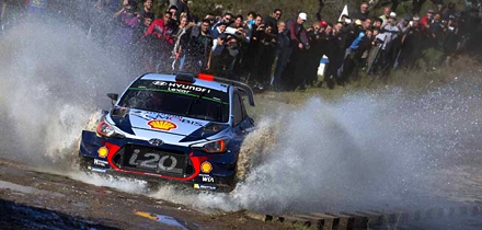 Argentina etapi võitjad Thierry Neuville ja Nicolas Gilsoul. Foto: Hyundai Motorsport