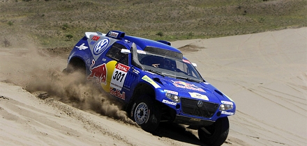 Carlos Sainz - Michel Périn Volkswagen Touaregil. Foto: Volkswagen