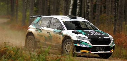 Karl Martin Volver - Annika S&otilde;na ralli viimasel kiiruskatsel. Foto: Rando Aav