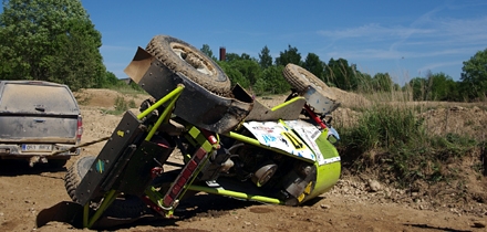 Markus Häidberg kordas paari aasta tagust tegu ja keerates oma bagi jälle kummuli. Foto: Margus Kirs